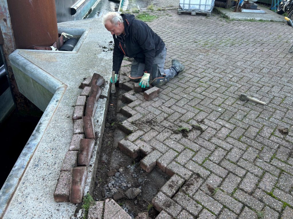 herstel straatwerk veerhaven Texel